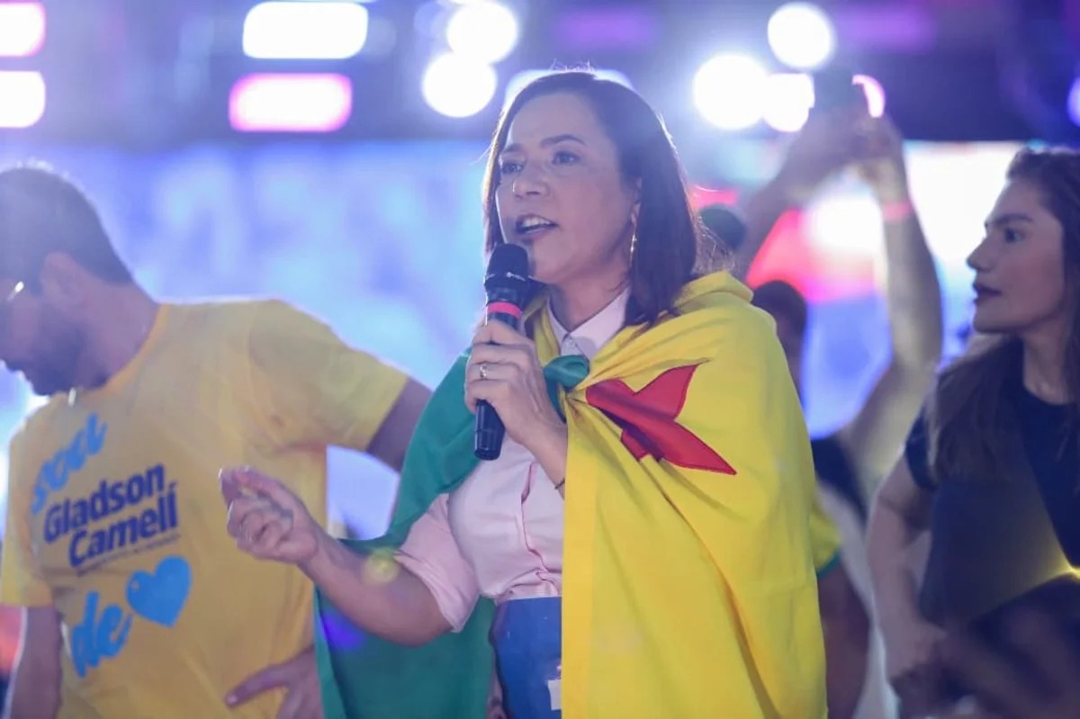 MULHER FORTE: Mailza Assis é reeleita governadora do Acre