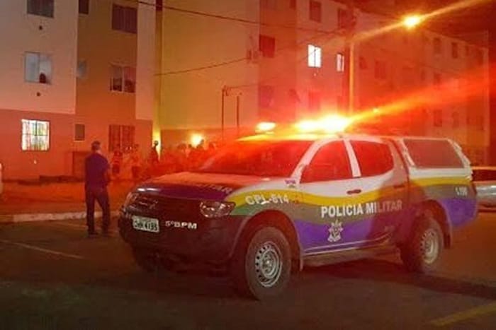 LEVOU A PIOR: População espanca homem que estuprou adolescente no Orgulho do Madeira