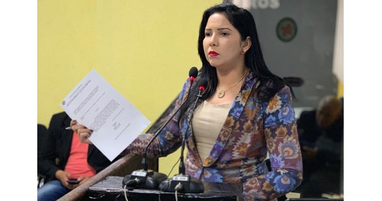 SEMÁFORO: Cristiane Lopes cobra reforço na sinalização de várias ruas da cidade