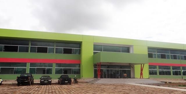 ABSURDO: Auxiliar de professor é preso suspeito de estuprar aluno no Ifro