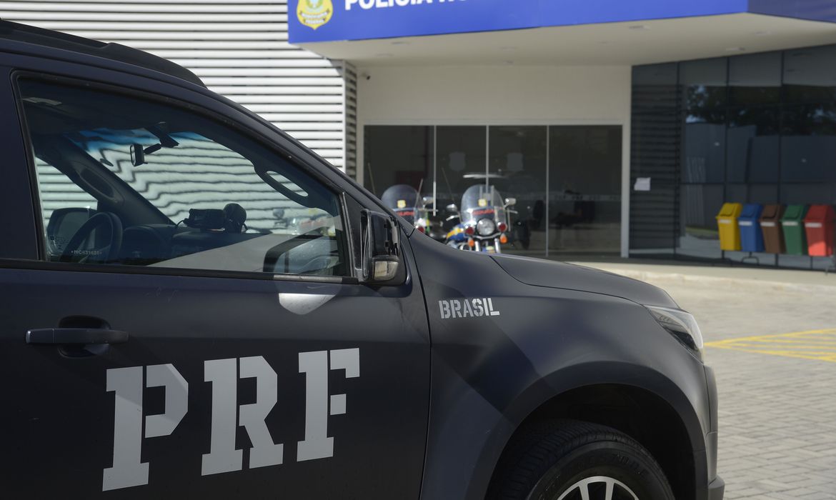 AJUDA: Aplicativo da PRF tem botão de emergência para caso de vidas em risco