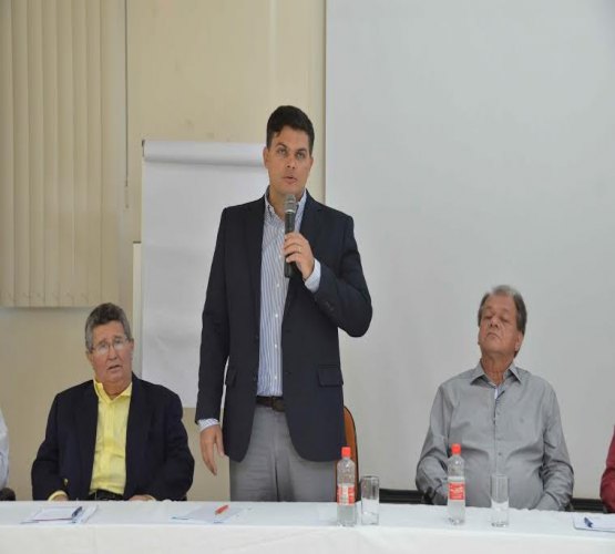 FIERO encaminha ofícios a parlamentares solicitando apoio para a retomada de obras