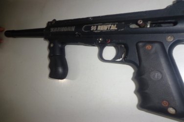 ROUBOS - Polícia prende jovem acusado de tocar o terror na zona Leste com arma de paintball
