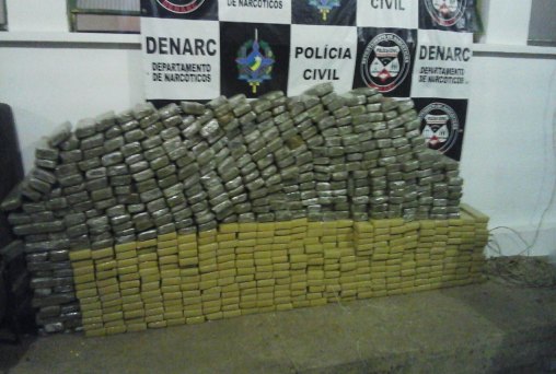 DENARC apreende carreta com quase meia tonelada de maconha 
