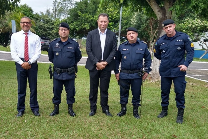 FORMATURA: Deputado Alex Silva participa de passagem de comando do 2° Batalhão de Polícia Militar 