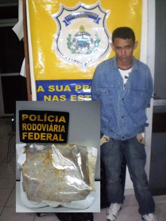 Polícia Rodoviária prende traficante com 8 Kg de cocaína vindo do Acre - Foto