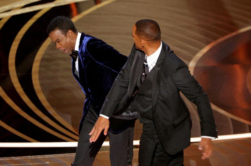 POR 10 ANOS: Após tapa, Will Smith é proibido de comparecer à cerimônia do Oscar