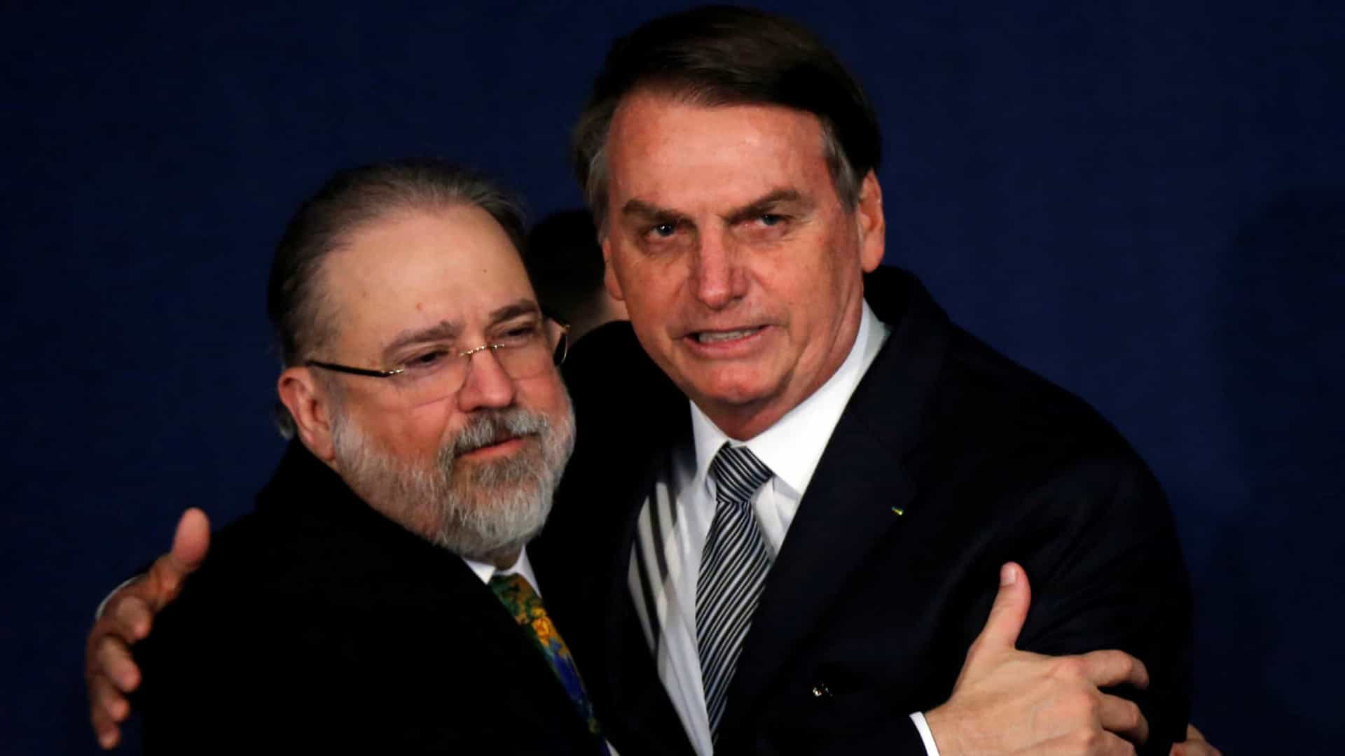 MPF: Presidente Jair Messias Bolsonaro tem 'certas imunidades', diz Aras