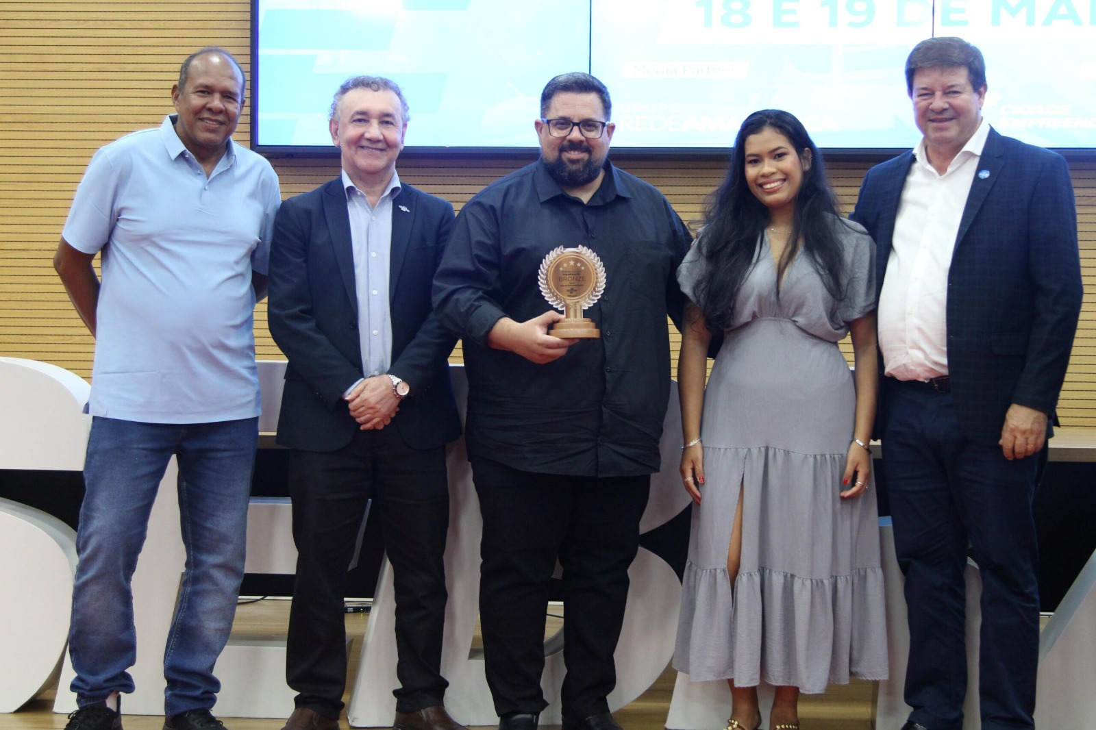SEBRAE: Darcy Cerutti parabeniza Vilhena por conquista de troféu bronze em atendimento ao empreendedor