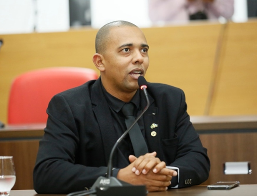 MAIS DE R$ 1 MILHÃO: Fraudes em licitações resultaram em operação contra Jhony Paixão