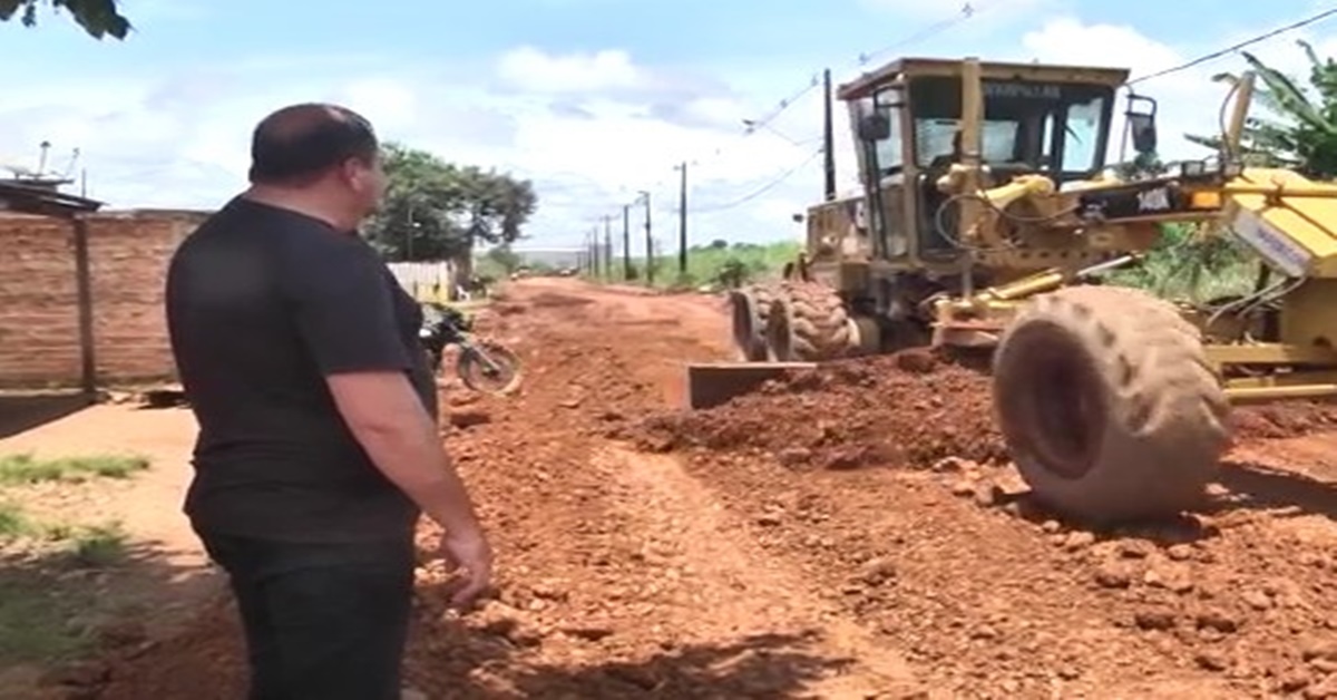 ATUAÇÃO: Edwilson Negreiros fiscaliza obras no Bairro Aparecida