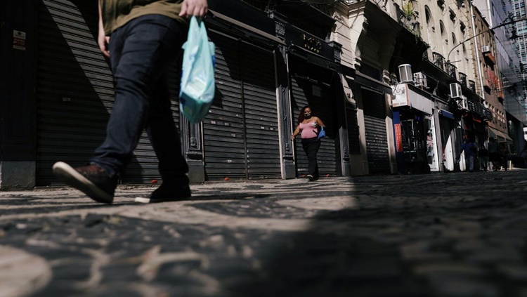 PANDEMIA: Governos do Ceará, Santa Catarina e Rio de Janeiro prorrogam medidas restritivas
