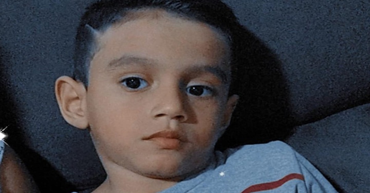 AJUDA: Mãe desempregada está vendendo rifas para pagar tratamento de filho