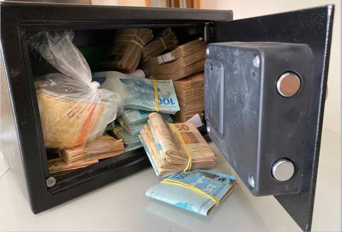 BURACO NA PAREDE: Ladrões arrombam cofre e fogem levando mais de R$ 84 mil de lotérica