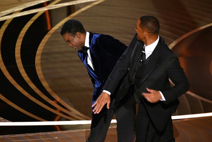 OSCAR: Will Smith dá tapa em Chris Rock após piada sobre sua mulher