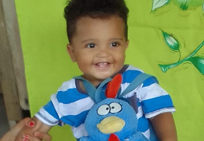 SOLIDARIEDADE: Mãe pede ajuda para pagar tratamento de bebê que sofreu queimaduras graves