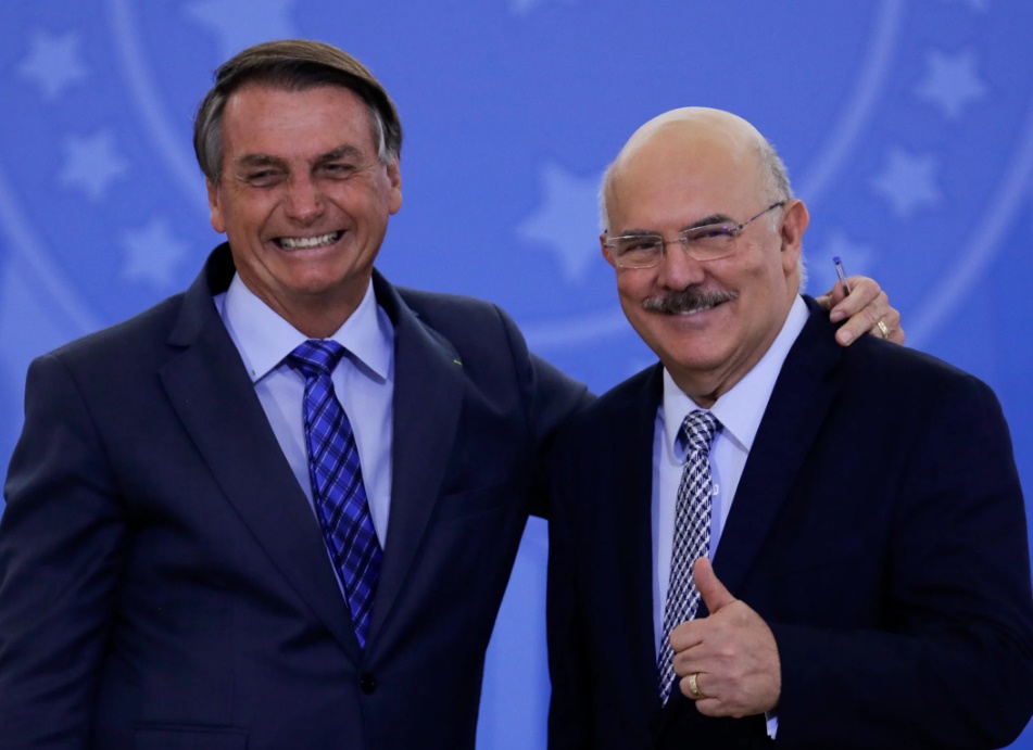 ACESSO PAGO: Ex-ministro Milton Ribeiro e pastor são presos acusados de corrupção