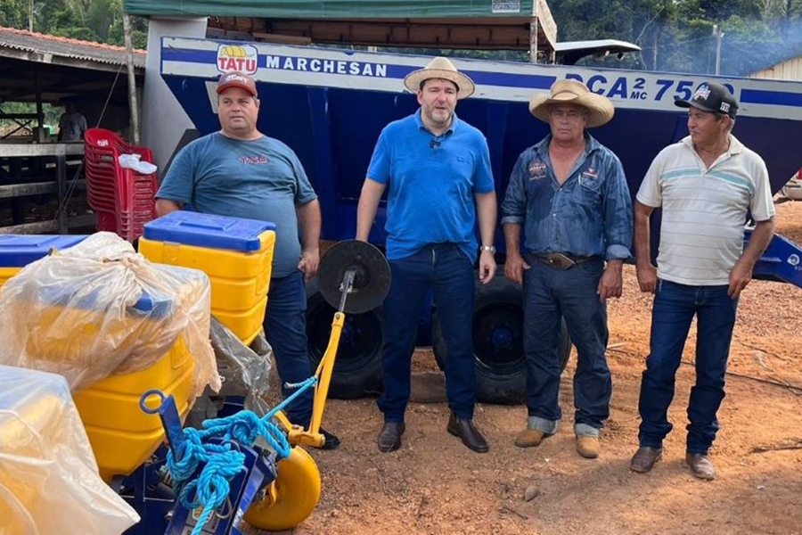 ALEX REDANO: Deputado investe R$ 270 mil para aquisição de implementos a associações