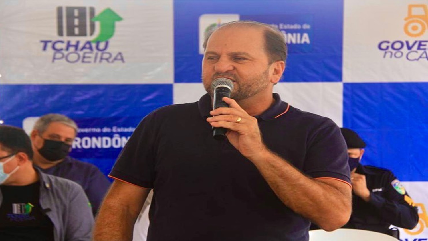 CIRONE DEIRÓ: Distribuição de mudas de café e cacau clonal aumenta a renda no campo