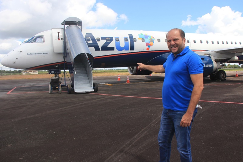 CIRONE DEIRÓ: Voos da Azul no aeroporto de Cacoal reforça a importância da cidade