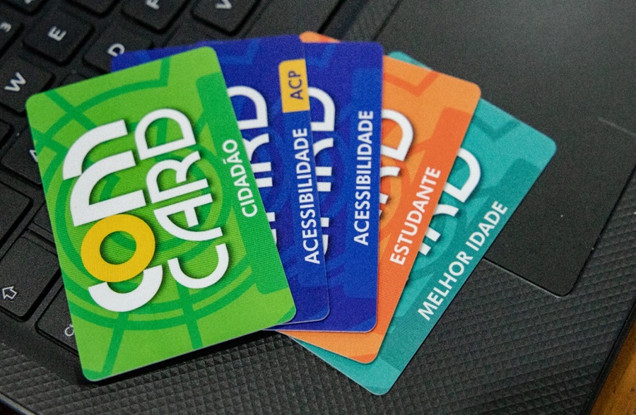 AVISO: Transporte coletivo tem oito pontos para recarga do cartão ComCard na capital