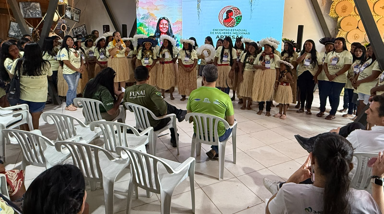 EM RONDÔNIA: Encontro reúne mulheres artesãs indígenas e impulsiona o fortalecimento cultural 