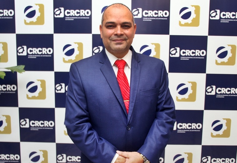 RECONDUZIDO: CRC-RO empossa José Cláudio como presidente do conselho 