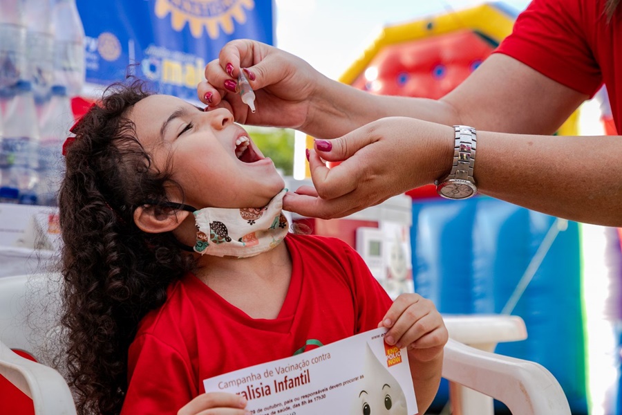 CRIANÇAS: Campanha contra a poliomielite é concluída, mas vacinação na capital continua