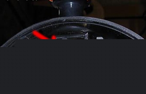 Boato leva motociclistas a tirar peça ‘diabólica’ de motos Honda