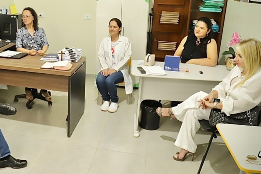 IEDA CHAVES: Deputada entrega equipamentos à Casa de Acolhida São Camilo em Cacoal