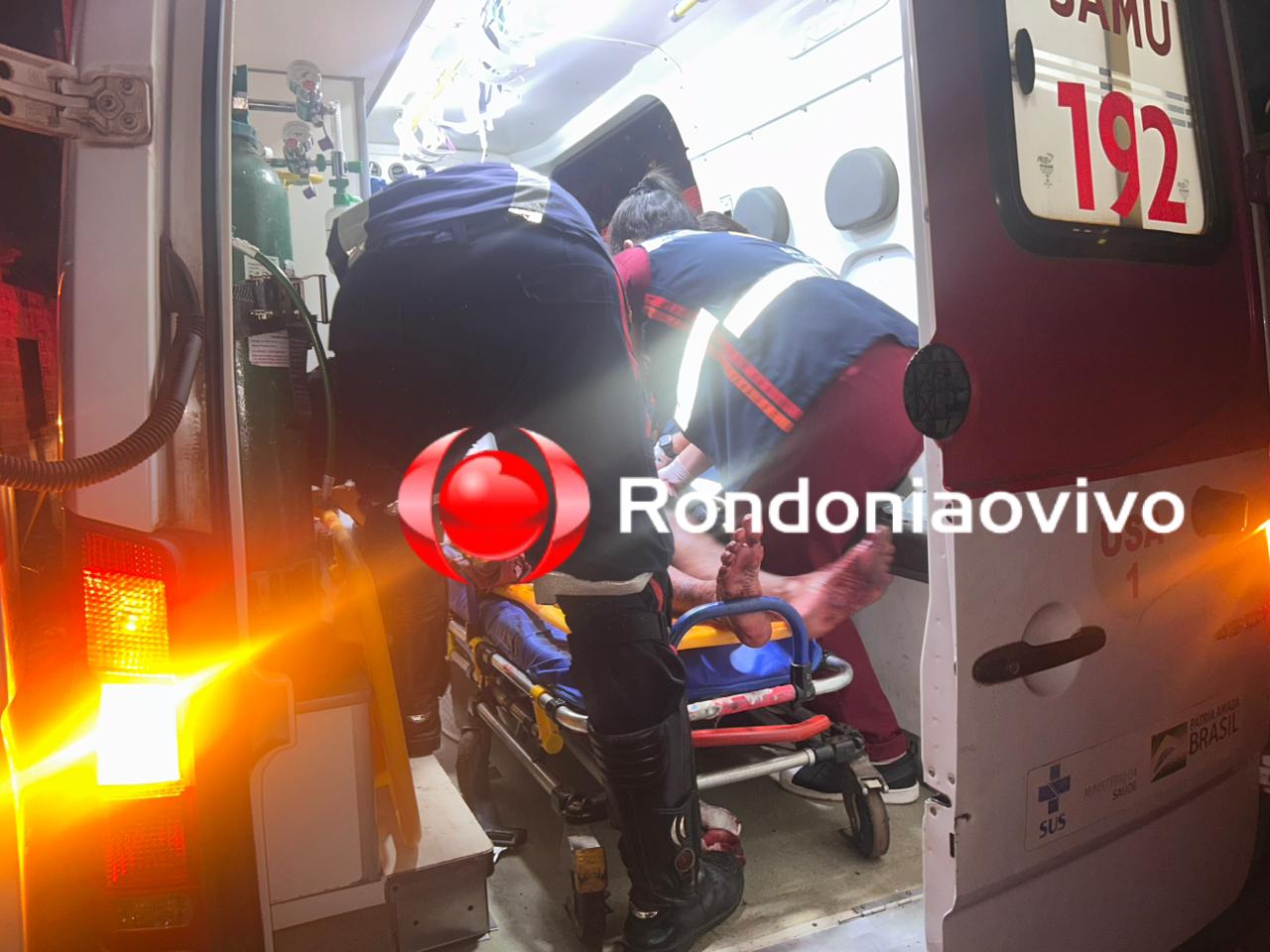 NA MADRUGADA: 'Kiko' é encontrado jogado no meio da rua após ser vítima de espancamento 