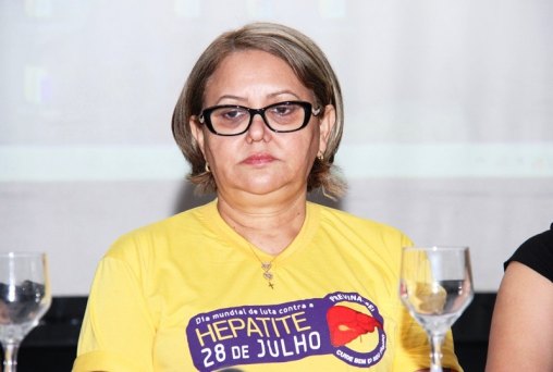 Prefeito de Porto Velho substitui secretária de educação