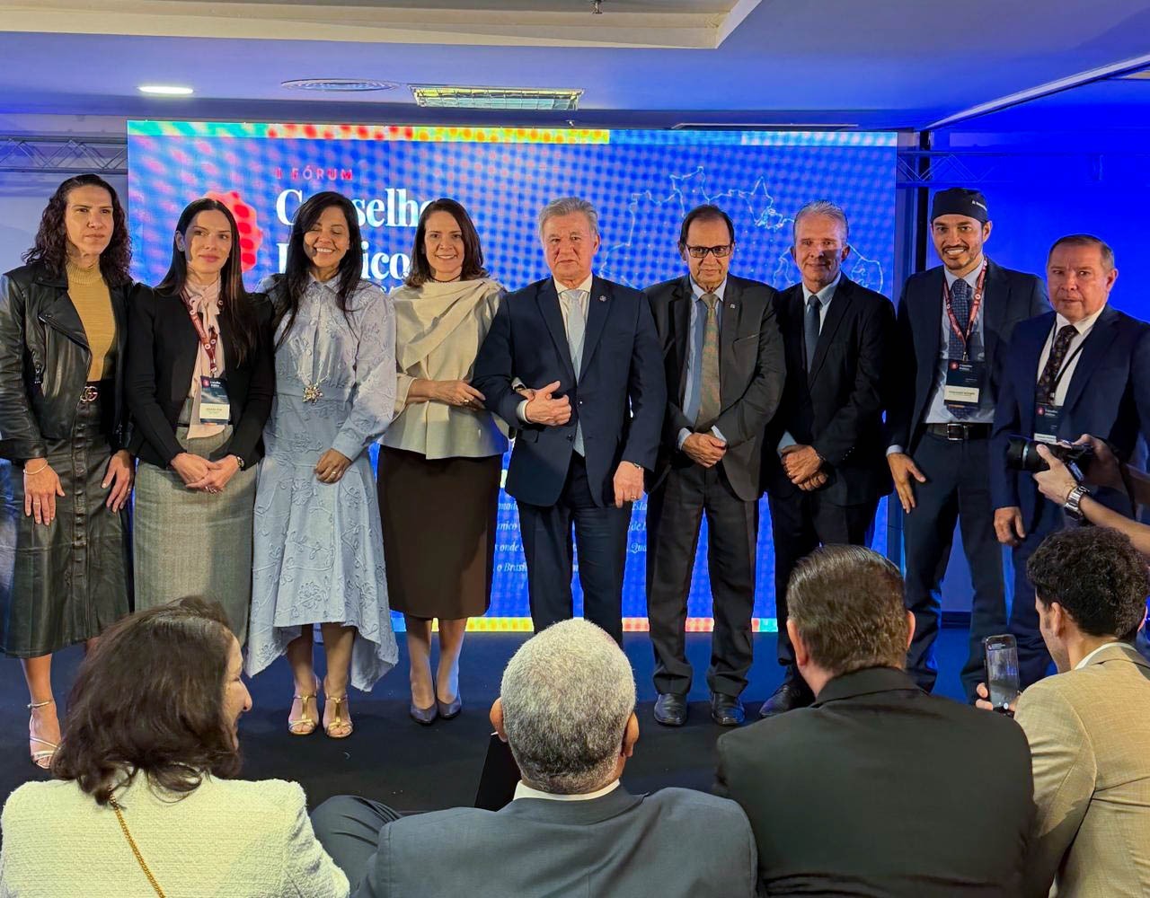 DR. FERNANDO MÁXIMO: Deputado participa de fórum da CGADB, com lideranças religiosas e políticas de todo o país