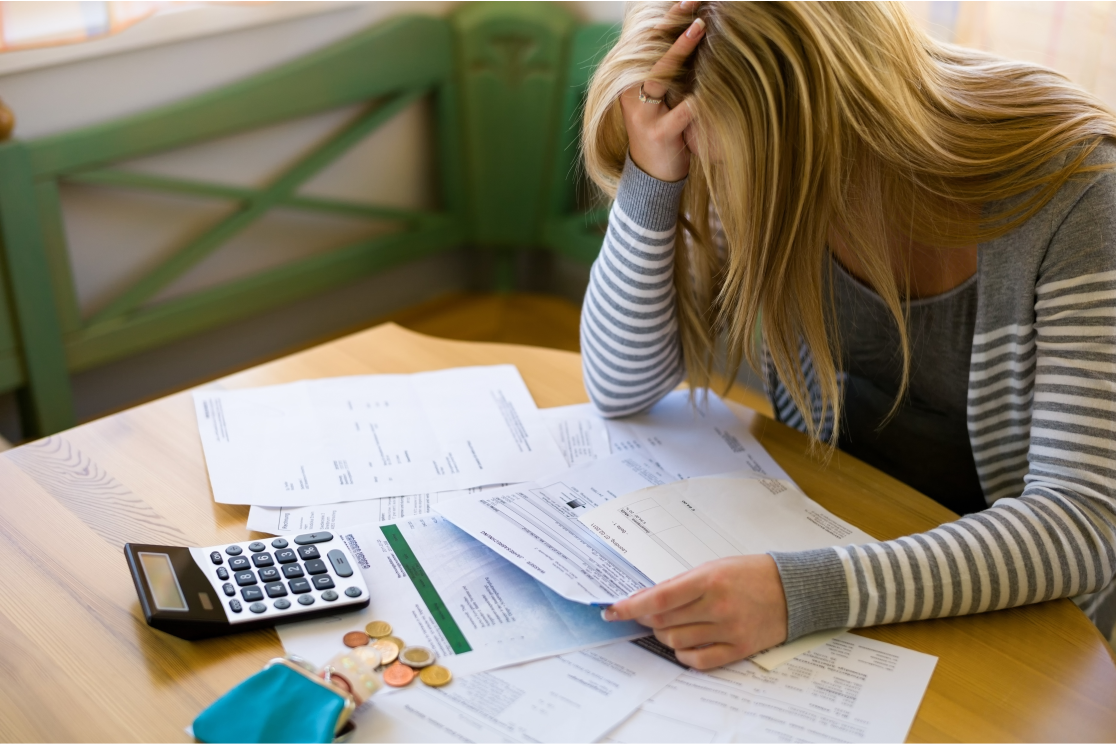 TÁ DÍFICIL: Percentual de famílias com dívidas a vencer atinge recorde de 78%