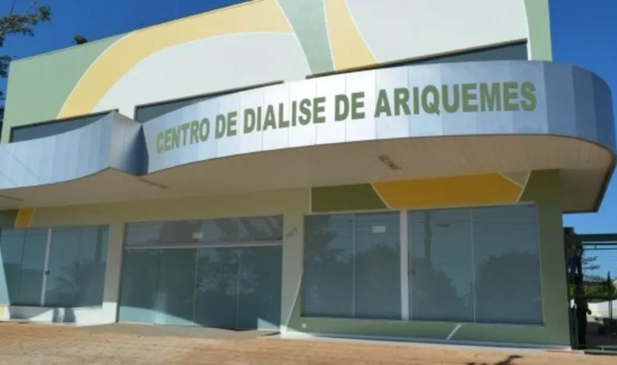 ALEX REDANO: Deputado cobra manutenção em caixa d’água do Centro de Diálise de Ariquemes