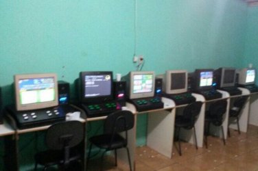 Delegacia de Jogos e Diversões fecha casa de jogos clandestina
