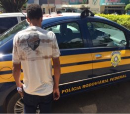 Homem com mandado de prisão por violência doméstica é preso na BR 364