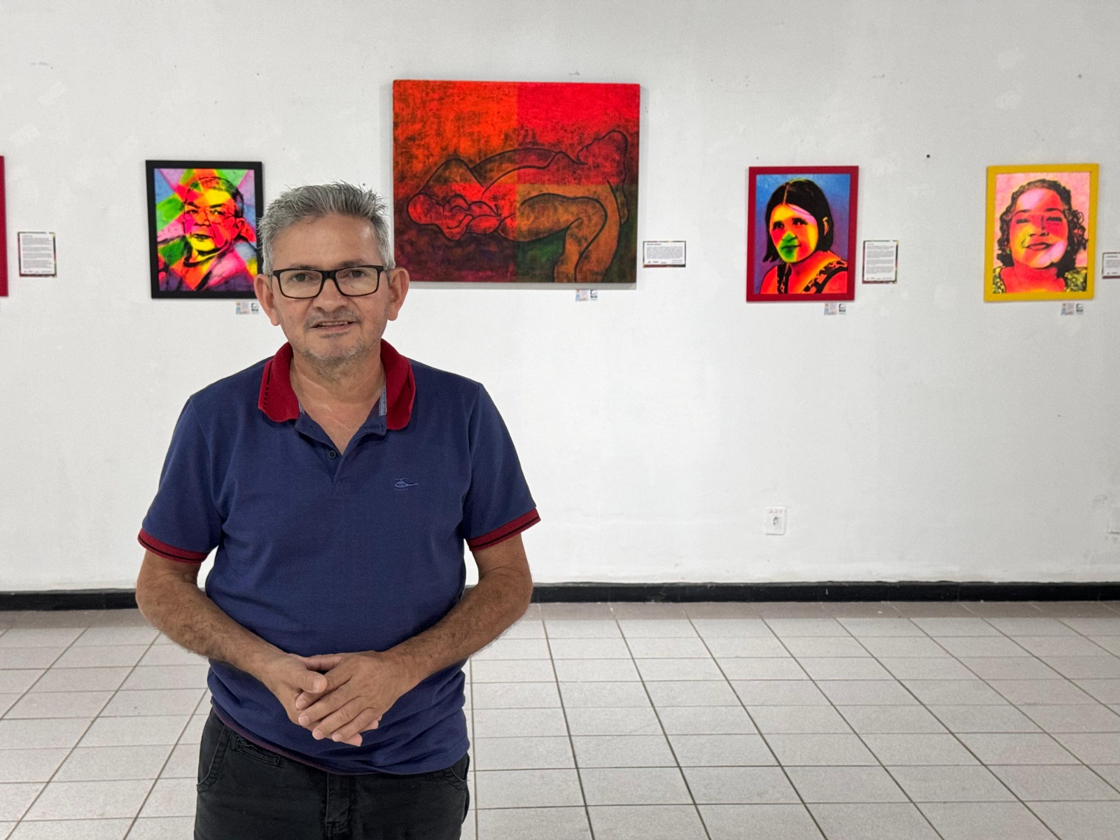  IVAN MARROCOS: Exposição 'Retratos e Emoções - Minha Mãe, Minha Vida' está aberta ao público