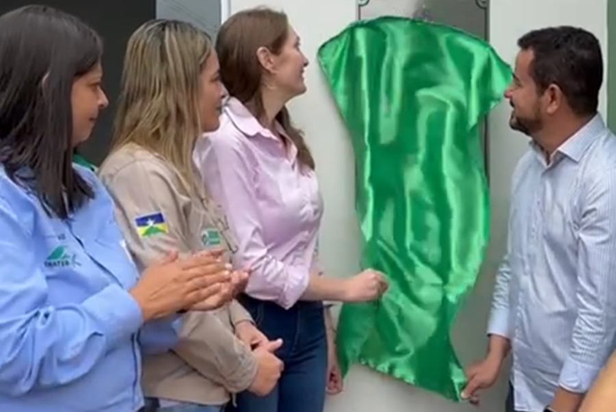 LEBRINHA: Deputada celebra entrega do novo prédio da Emater de São Francisco do Guaporé