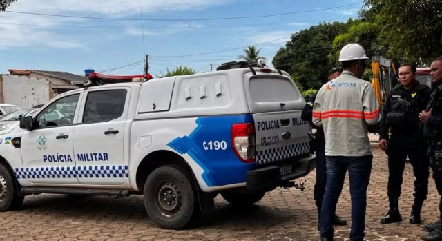GATO DESCOBERTO: Inquilino é preso por furto de energia em vila de apartamentos