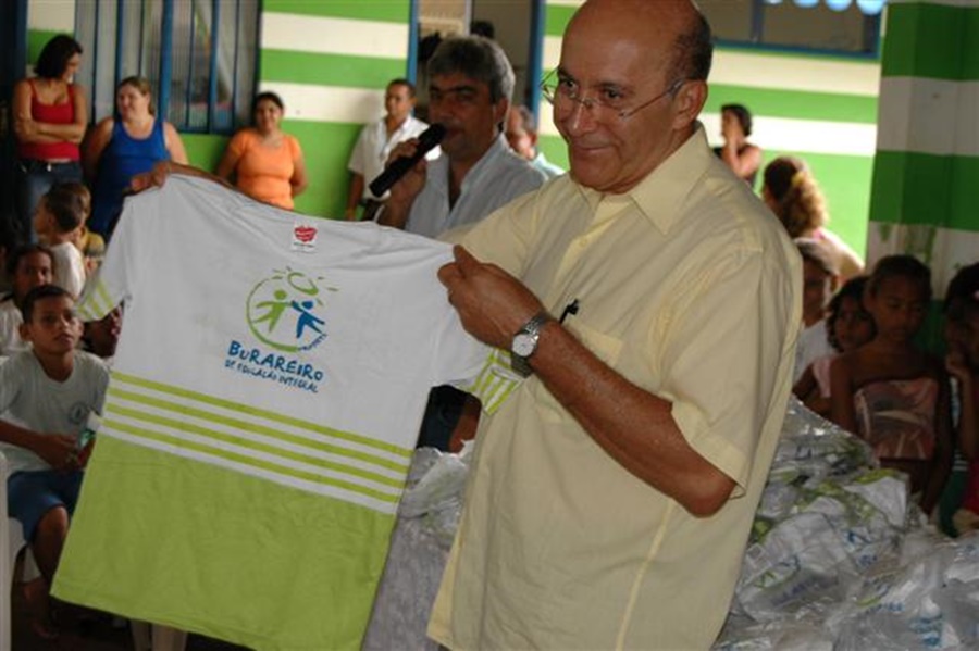 HISTÓRIA DA EDUCAÇÃO: 'Burareiro deu a saída para o Ensino Integral', diz Confúcio Moura