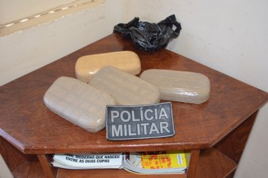 Polícia prende quadrilha com quatro quilos de cocaína