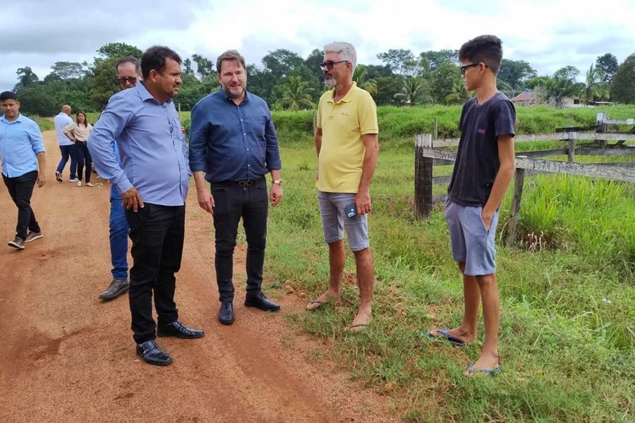 ALEX REDANO: Deputado destina emenda para recuperação de linhas vicinais em Rolim de Moura