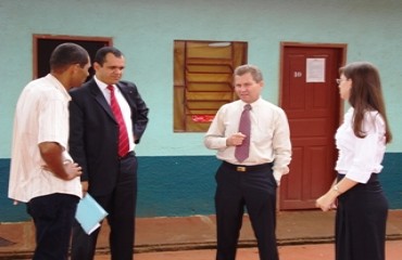 Promotores de Justiça fazem inspeção em prédio improvisado utilizado como Casa do Albergado