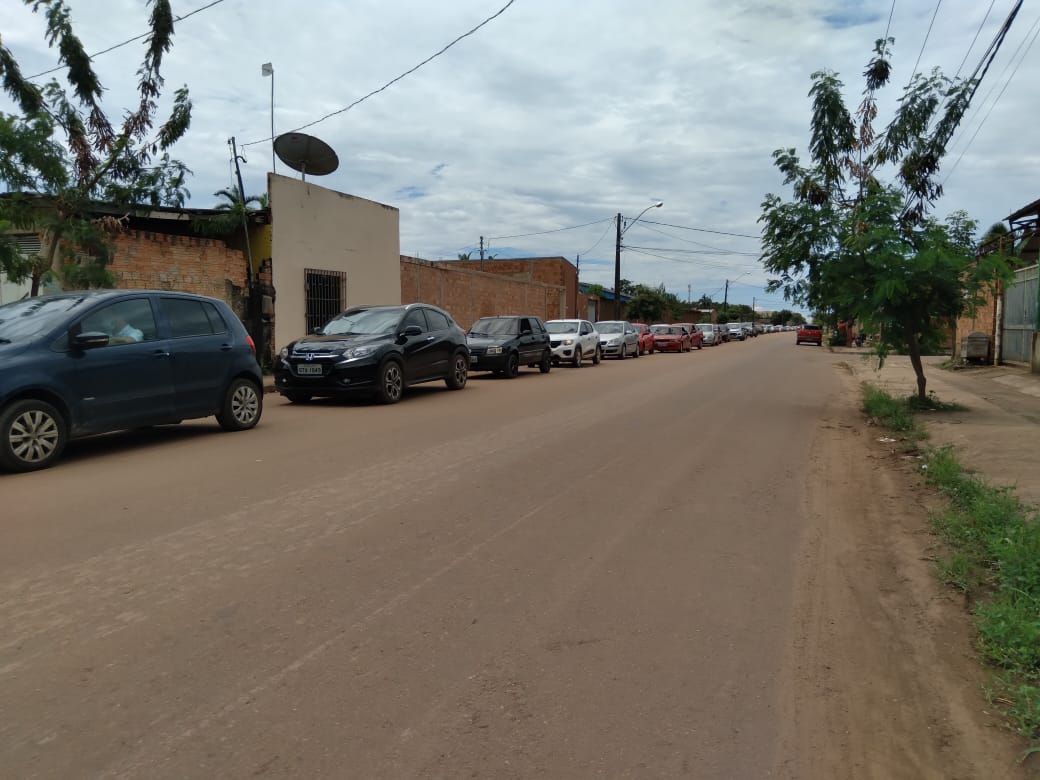 DRIVE-THRU: Mais de mil testes rápidos são disponibilizados e fila quilométrica é registrada