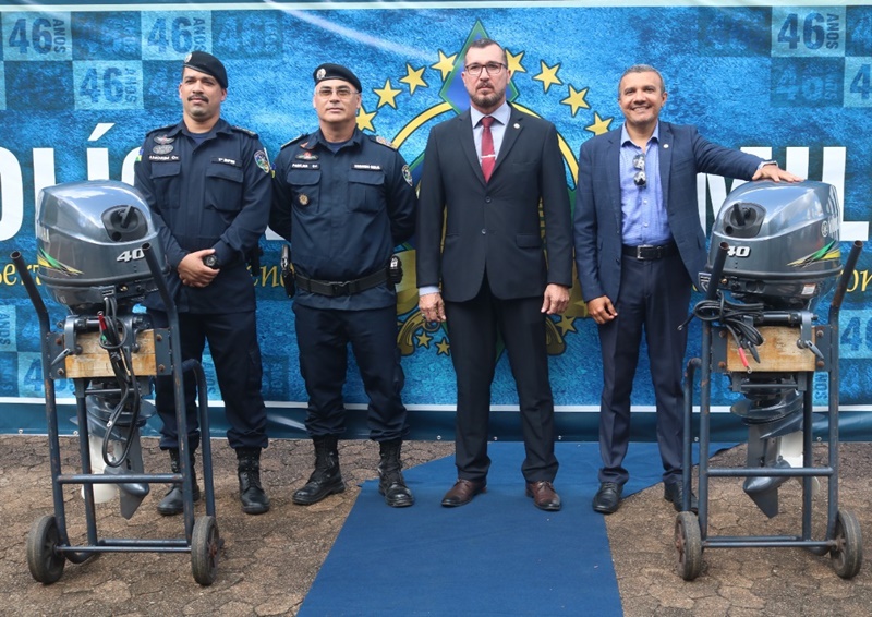 INVESTIMENTOS: Polícia Militar recebe aparelhos fluviais por meio de emendas de Alex Silva
