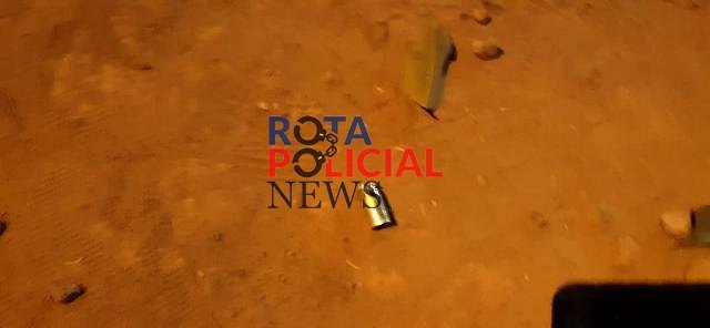 EXECUÇÃO A TIROS: Cliente é morto e amigo baleado por criminoso que chegou de moto em bar