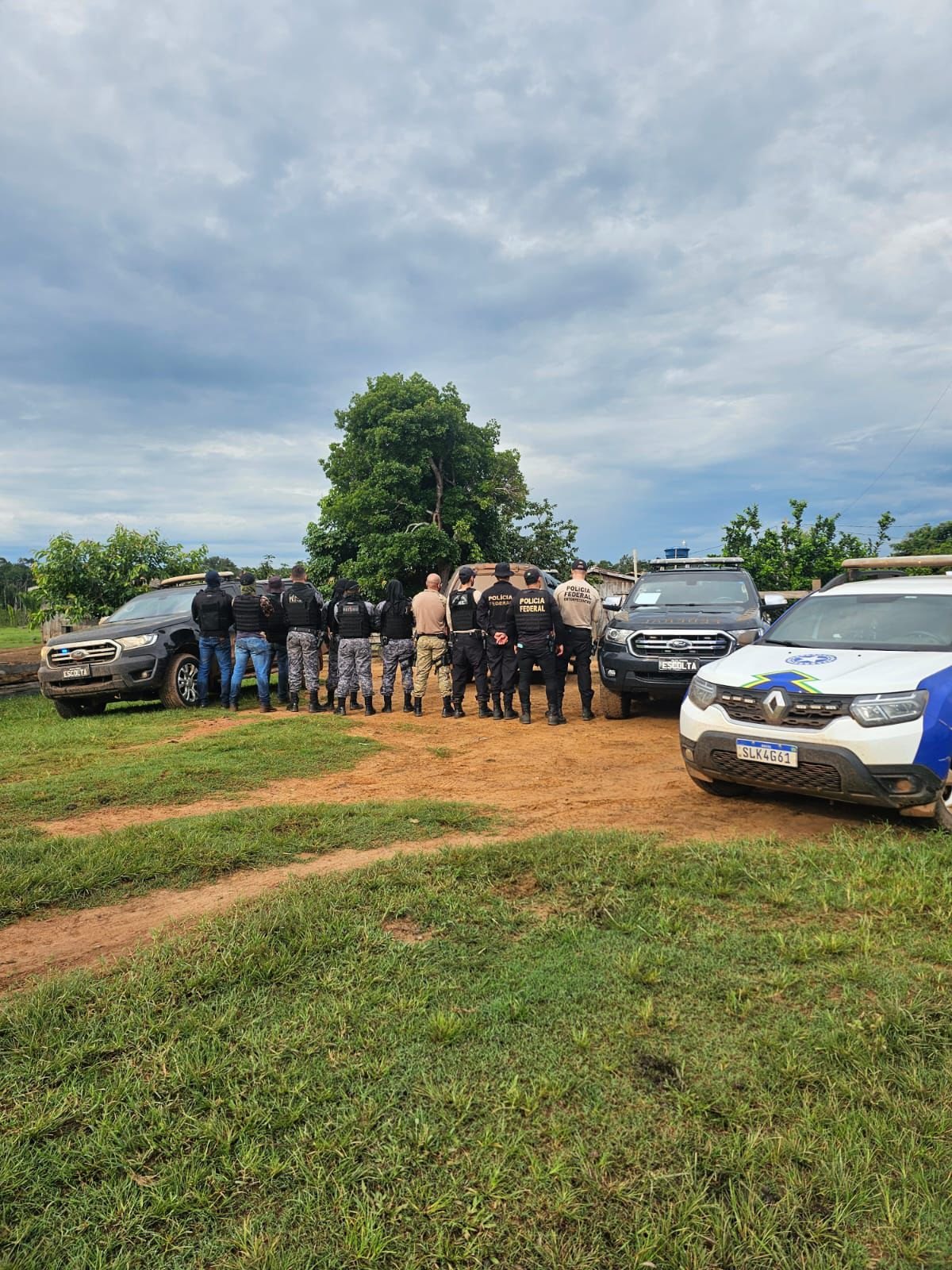 FIM DE LINHA: Opera&ccedil;&atilde;o da PF e PM mira traficantes que transportavam drogas em avi&atilde;o