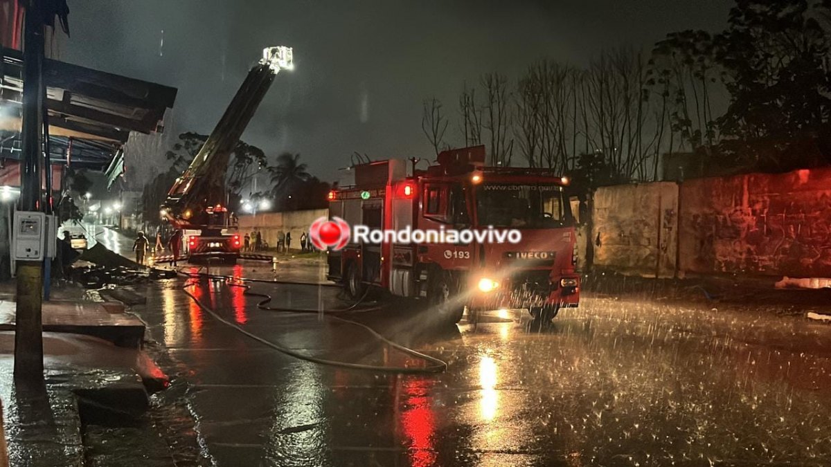 VÍDEO: Loja de caça e pesca é destruída por incêndio no Cai N'água 
