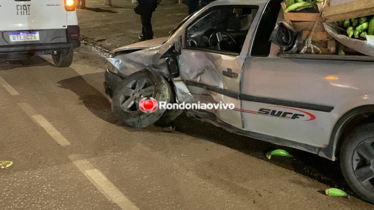 IMPRUDÊNCIA: Grave batida entre carros deixa dois feridos na Pinheiro Machado 